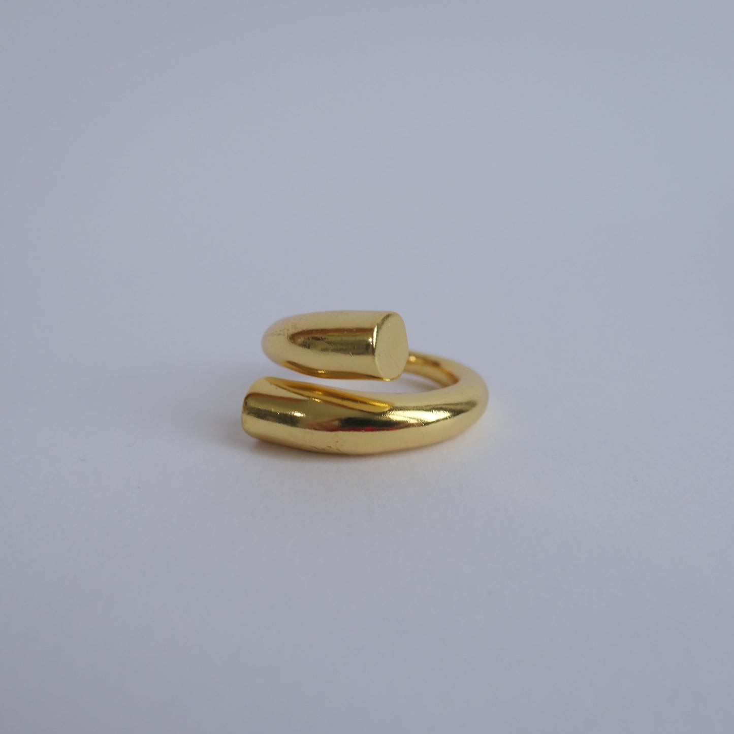 Unique gold spiral ring